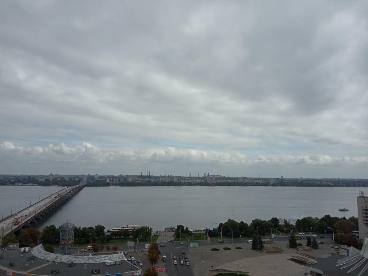 Most City Riverview Dněpropetrovsk Exteriér fotografie